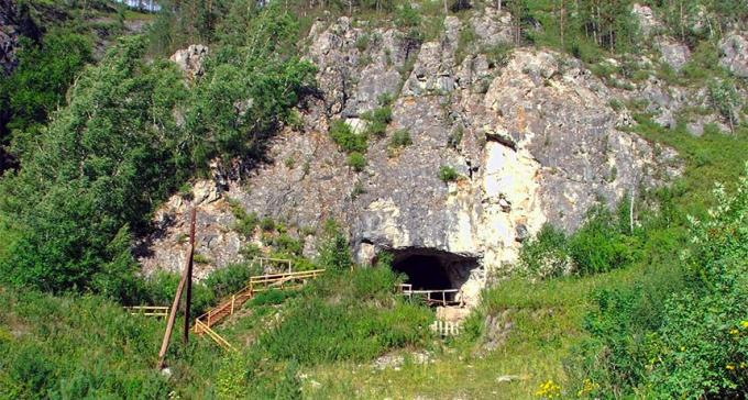 Denisova Cave