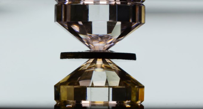 an image of two diamonds