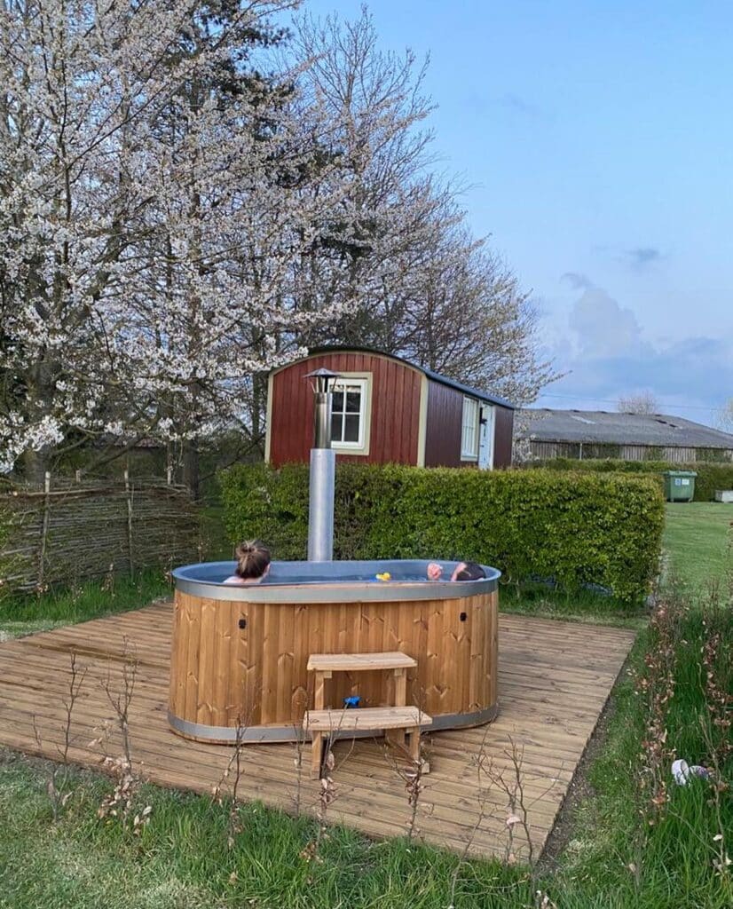 Glamping Shepherds huts with hot tub