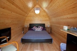 glamping-wiltshire-stonehenge-campsite-butterfly-pod-s