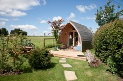 glamping-wiltshire-stonehenge-campsite-fox-pod-s